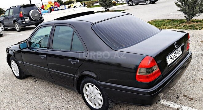 Mercedes C 220 1995, 283,000 km - 2.2 l - Bakı