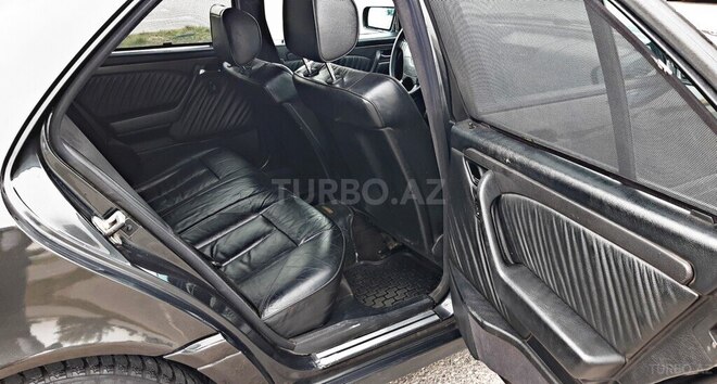 Mercedes C 220 1995, 283,000 km - 2.2 l - Bakı