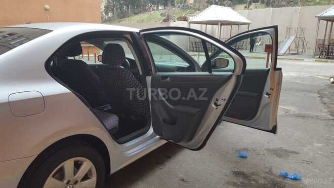 Volkswagen Jetta 2011, 82,000 km - 2.0 l - Bakı