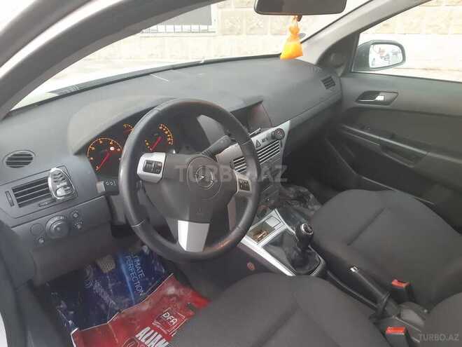 Opel Astra 2010, 149,000 km - 1.4 l - Bakı