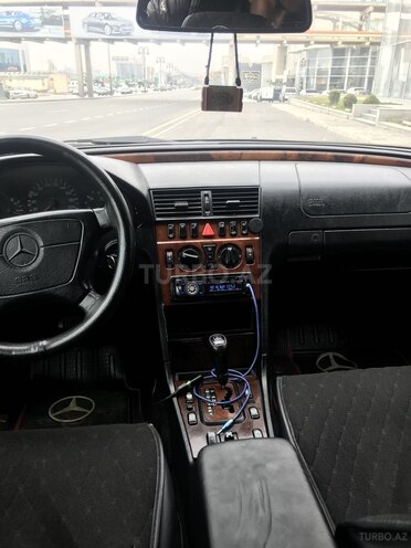 Mercedes C 220 1998, 395,000 km - 2.2 l - Bakı