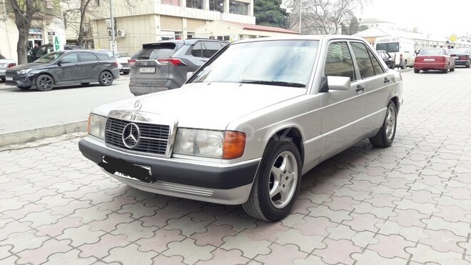 Mercedes 190 1992, 290,000 km - 2.0 l - Bakı