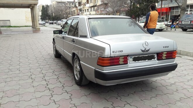 Mercedes 190 1992, 290,000 km - 2.0 l - Bakı