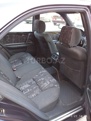 Mercedes E 230 1996, 278,000 km - 2.3 l - Zaqatala