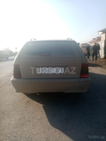 Mercedes C 250 1998, 456,234 km - 2.5 l - İmişli