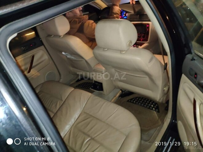 Volkswagen Passat 2004, 243,452 km - 1.8 л - Bakı