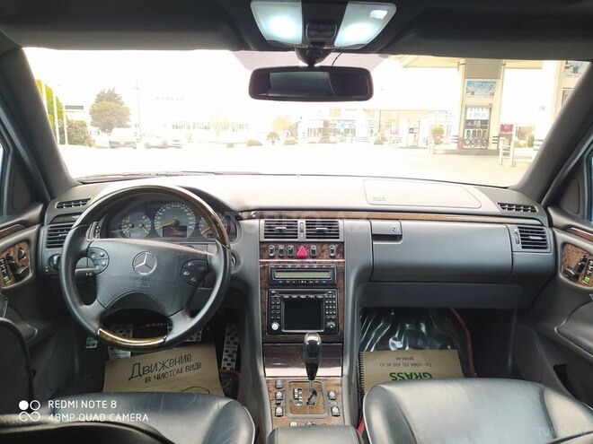 Mercedes E 320 2000, 200,000 km - 3.2 l - Bakı