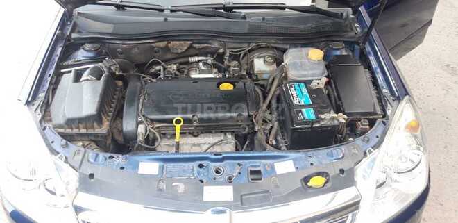 Opel Astra 2007, 180,000 km - 1.8 л - Gəncə