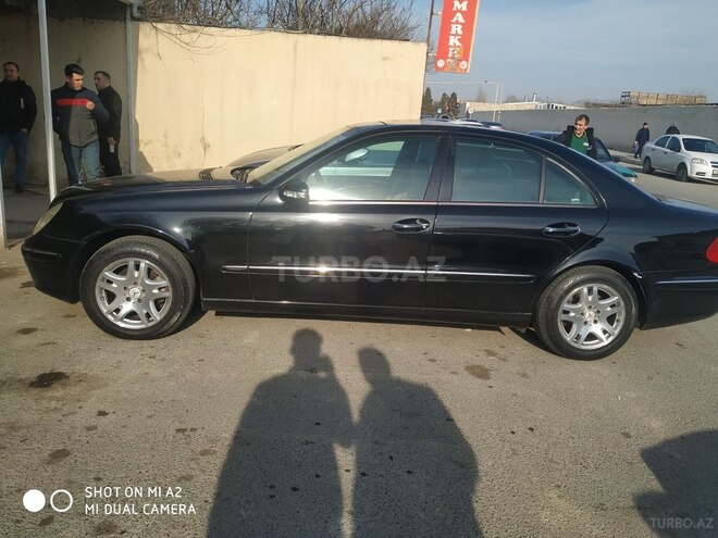 Mercedes E 240 2005, 298,000 km - 2.6 л - Bakı