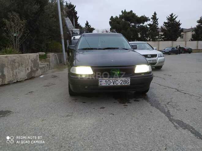 Opel Astra 1993, 231,234 km - 1.6 l - Bakı