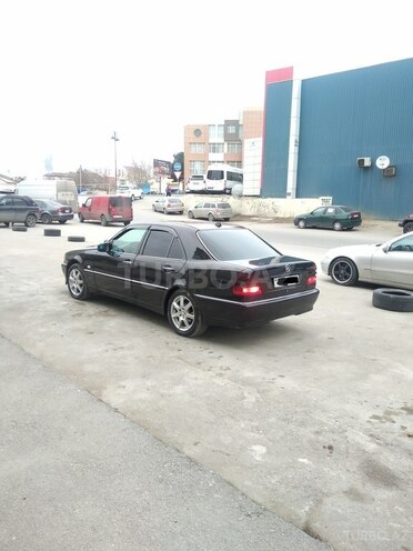 Mercedes C 220 1998, 375,000 km - 2.2 l - Bakı