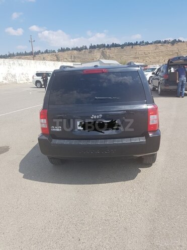 Jeep Patriot 2009, 135,000 km - 2.4 l - Bakı