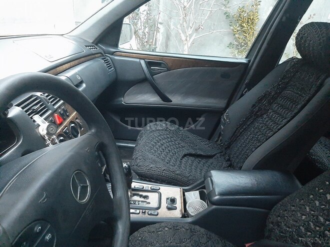 Mercedes E 220 2001, 555,000 km - 2.2 л - Bakı