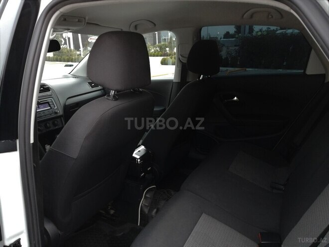 Volkswagen Polo 2015, 154,000 km - 1.6 l - Bakı