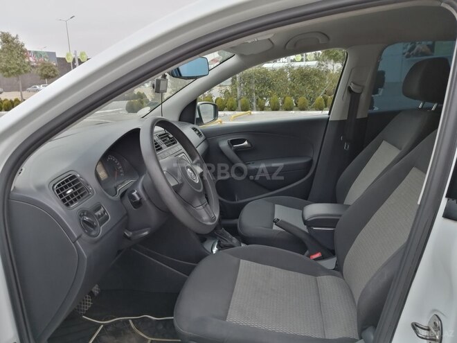 Volkswagen Polo 2015, 154,000 km - 1.6 l - Bakı