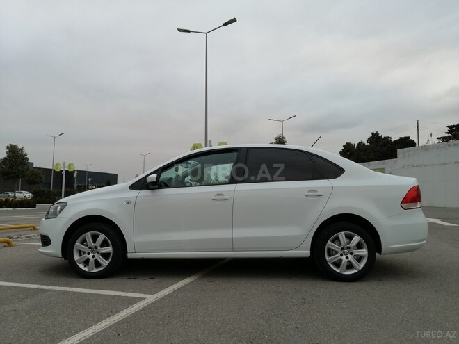 Volkswagen Polo 2015, 154,000 km - 1.6 l - Bakı