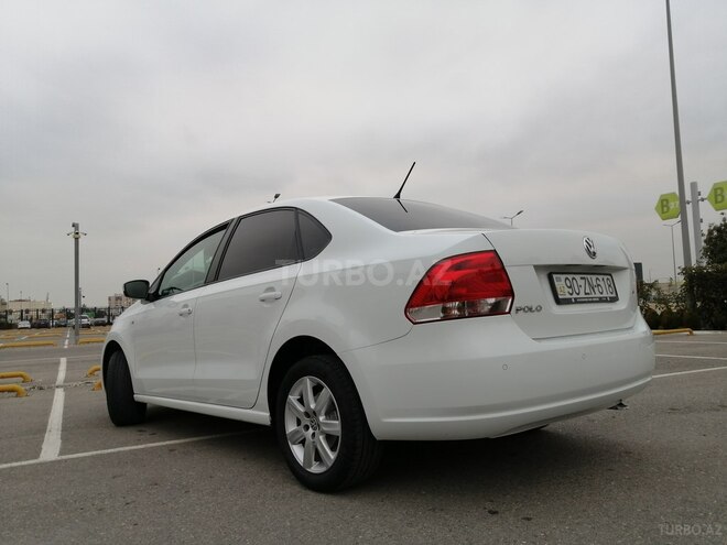 Volkswagen Polo 2015, 154,000 km - 1.6 l - Bakı