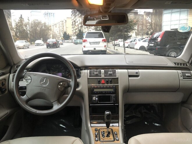 Mercedes E 320 2002, 380,000 km - 3.2 l - Bakı