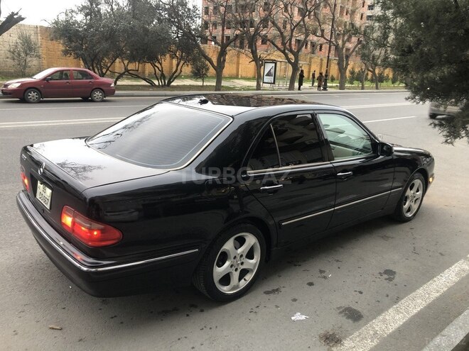 Mercedes E 320 2002, 380,000 km - 3.2 l - Bakı