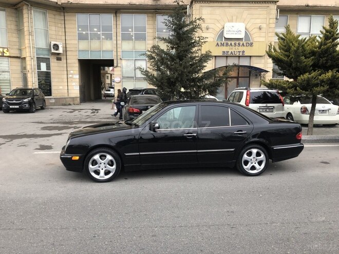 Mercedes E 320 2002, 380,000 km - 3.2 l - Bakı