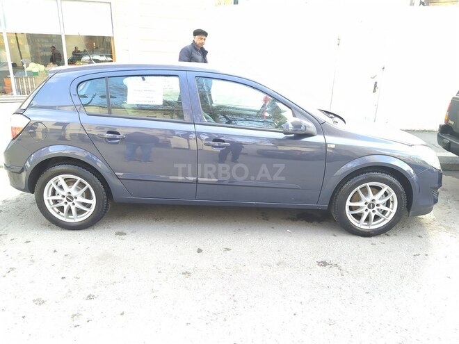 Opel Astra 2006, 160,000 km - 1.3 l - Bakı