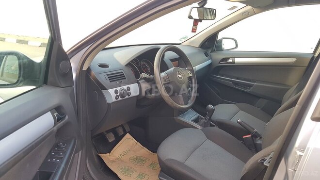Opel Astra 2005, 225,000 km - 1.4 l - Bakı