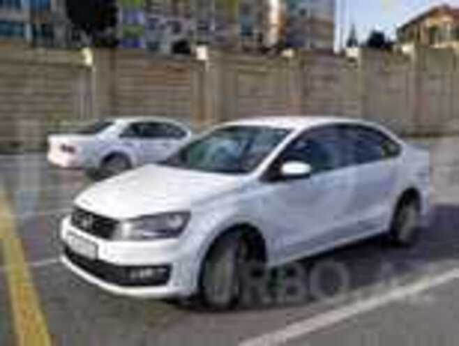 Volkswagen Polo 2015, 41,000 km - 1.6 l - Bakı