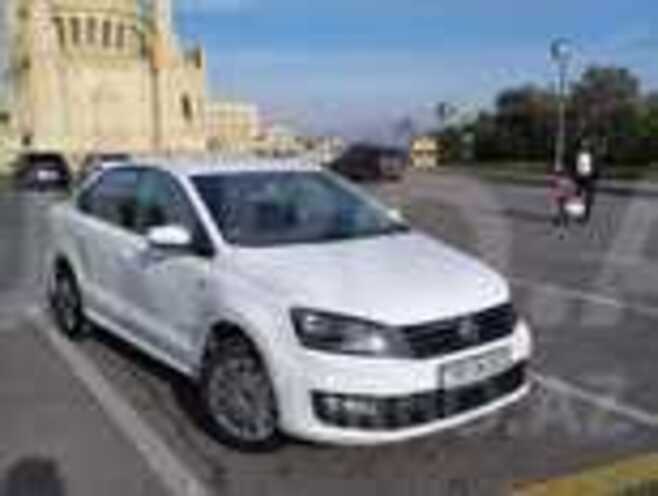 Volkswagen Polo 2015, 41,000 km - 1.6 l - Bakı