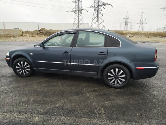 Volkswagen Passat 2001, 273,000 km - 1.8 л - Bakı