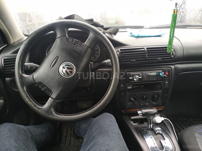 Volkswagen Passat 2001, 273,000 km - 1.8 л - Bakı