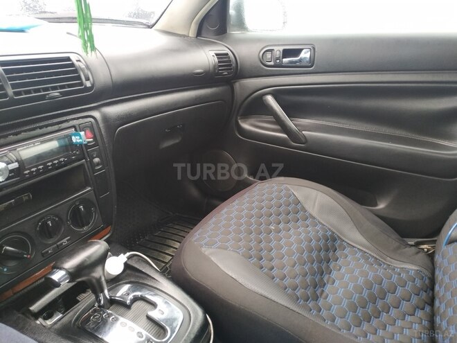 Volkswagen Passat 2001, 273,000 km - 1.8 л - Bakı