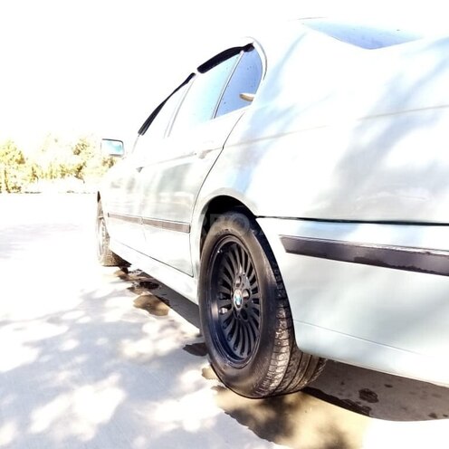 BMW 528 1996, 445,223 km - 2.8 l - Bakı
