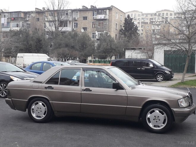 Mercedes 190 1990, 300,000 km - 2.0 l - Bakı