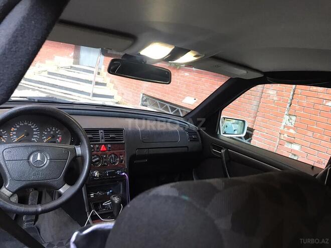 Mercedes C 180 2000, 204,000 km - 1.8 l - Bakı