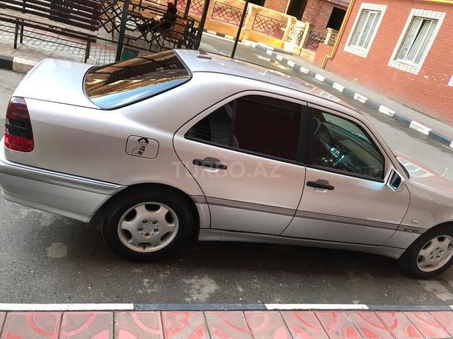 Mercedes C 180 2000, 204,000 km - 1.8 l - Bakı