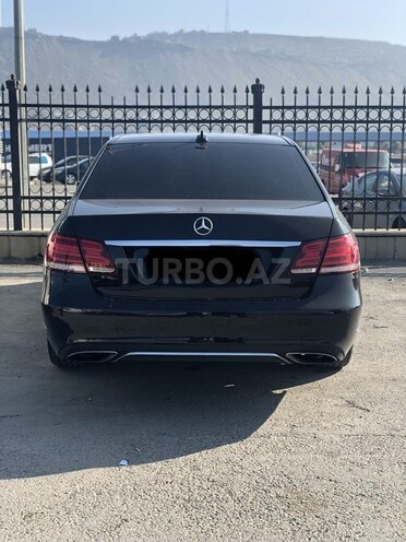 Mercedes E 220 2013, 185,000 km - 2.2 л - Bakı