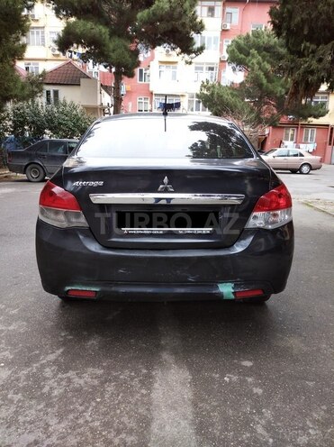 Mitsubishi Attrage 2014, 136,678 km - 1.2 л - Bakı
