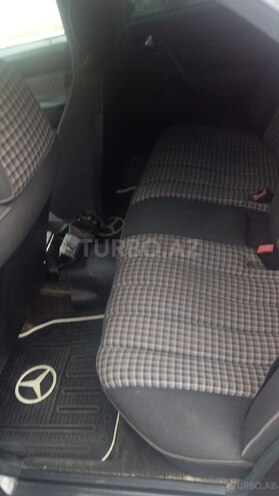 Mercedes 190 1993, 235,000 km - 1.8 л - Sumqayıt