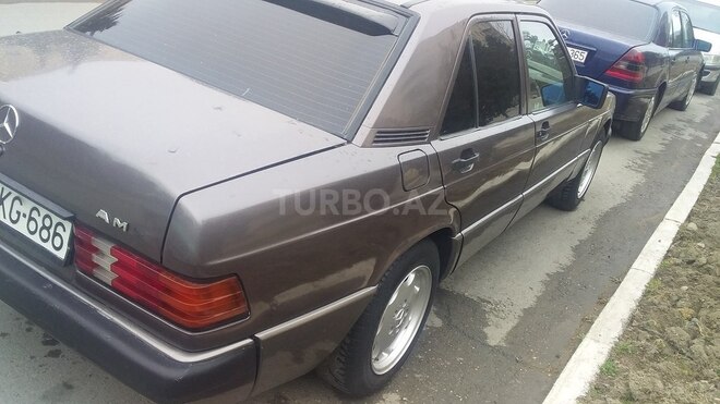 Mercedes 190 1993, 235,000 km - 1.8 л - Sumqayıt