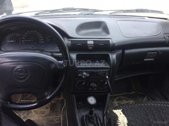 Opel Astra 1995, 280,048 km - 2.0 л - Bakı