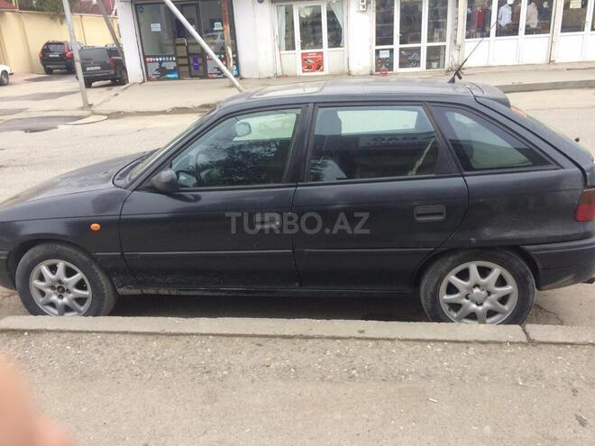 Opel Astra 1995, 280,048 km - 2.0 л - Bakı