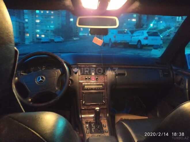 Mercedes E 240 1997, 210,100 km - 2.4 l - Bakı