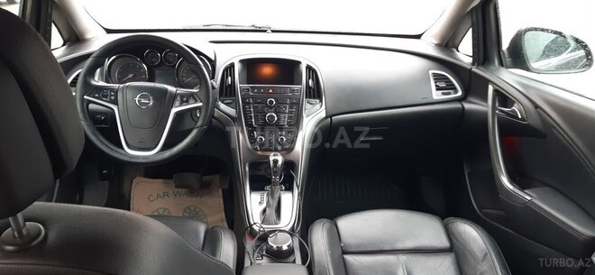 Opel Astra 2012, 133,000 km - 1.6 l - Bakı