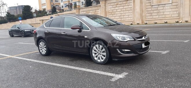 Opel Astra 2012, 133,000 km - 1.6 l - Bakı