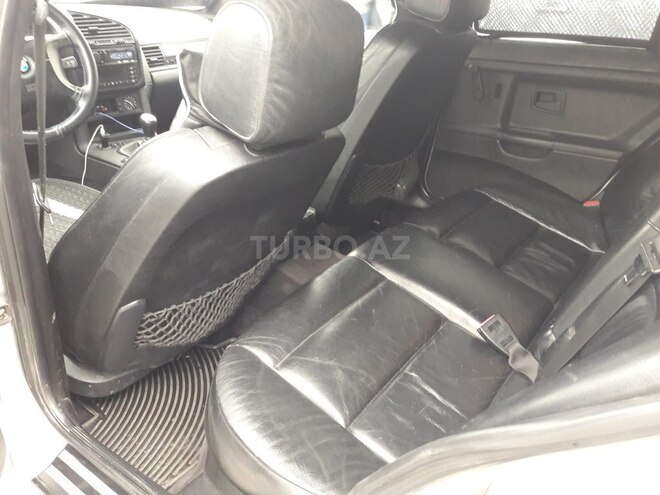 BMW 320 1996, 272,000 km - 2.0 l - Bakı