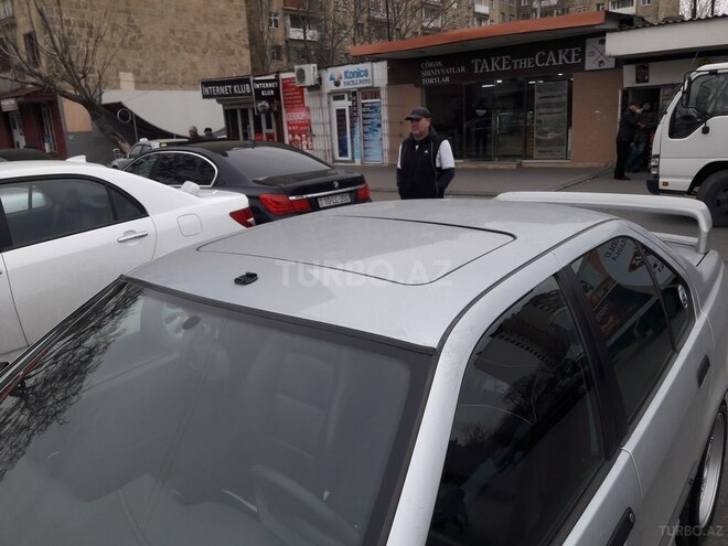 BMW 320 1996, 272,000 km - 2.0 l - Bakı