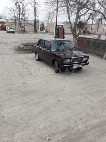 LADA (VAZ) 2107 2006, 180,000 km - 1.6 l - Salyan