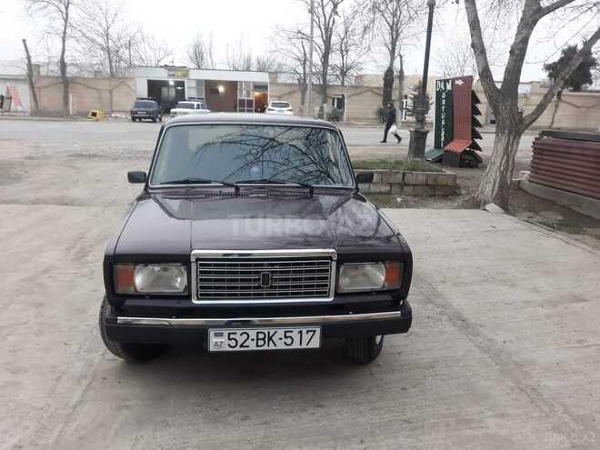 LADA (VAZ) 2107 2006, 180,000 km - 1.6 l - Salyan