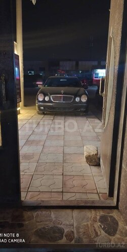 Mercedes E 240 2000, 383,000 km - 2.4 l - Sumqayıt