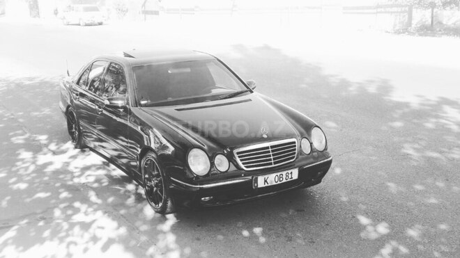 Mercedes E 240 2000, 383,000 km - 2.4 l - Sumqayıt